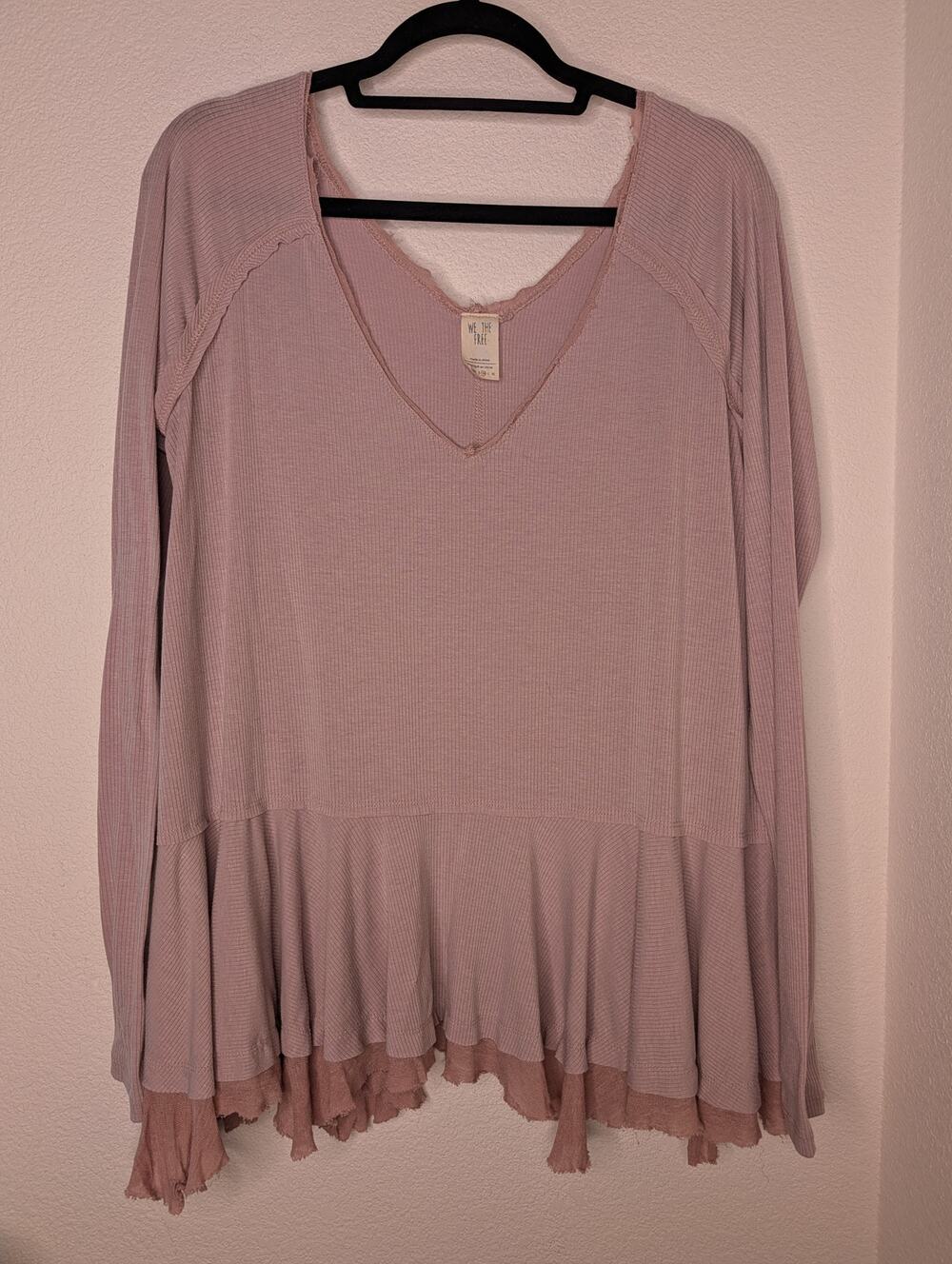 Free People Women's Tiered V-Neck Longsleeve M Raw Hem Boho Flowy Fairy Summer